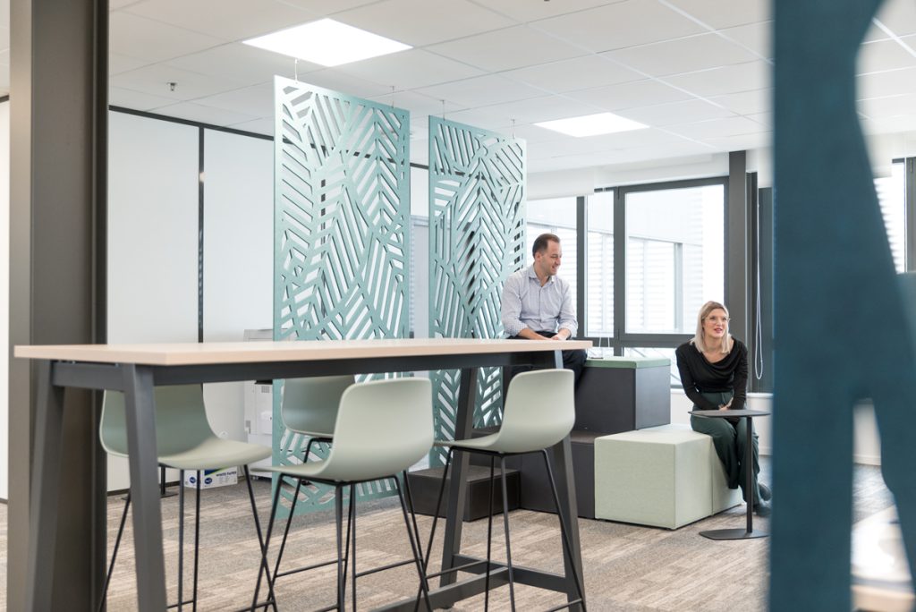 Chaque entreprise est unique, vos bureaux aussi. 3 vip adp 053 resized